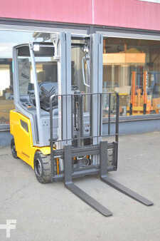 Jungheinrich EFG320