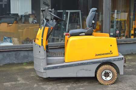 Jungheinrich EZS 570