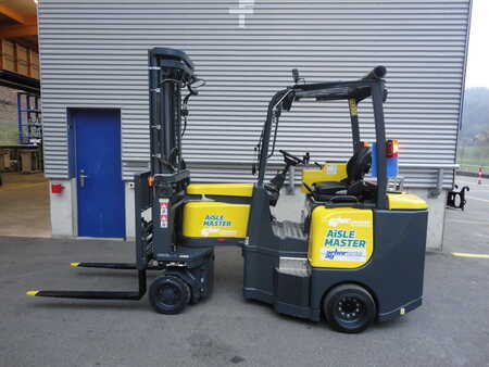 Combilift Aisle Master 20SE