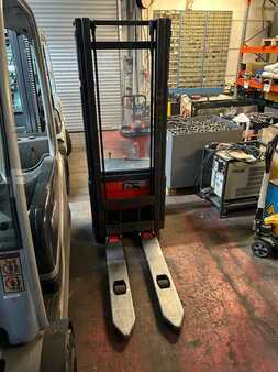 Linde L12