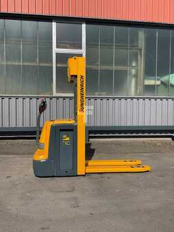 Jungheinrich EJC214z