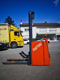 Linde L16