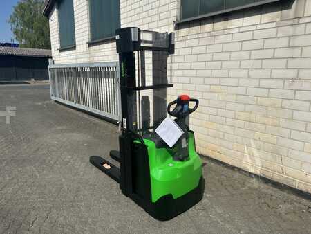 Cesab S220L