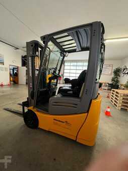 Jungheinrich EFG215