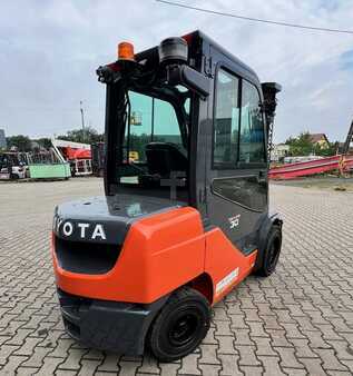 Toyota 06-8FD30F