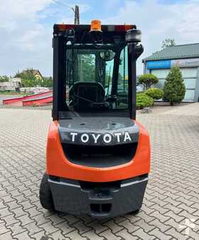 Toyota 06-8FD30F
