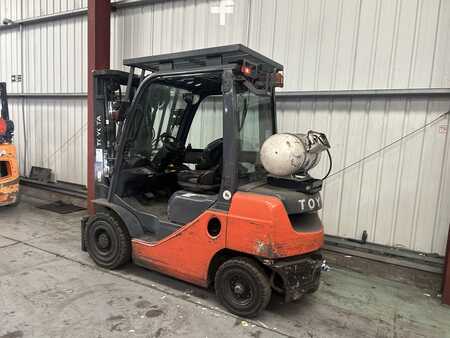 Toyota 02-8FGF25