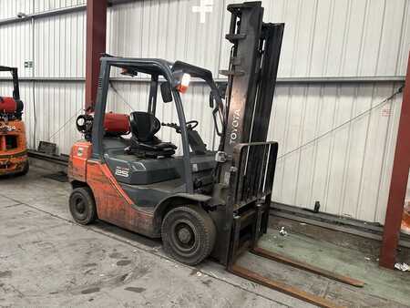 Toyota 02-8FGF25