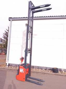 Linde L12i
