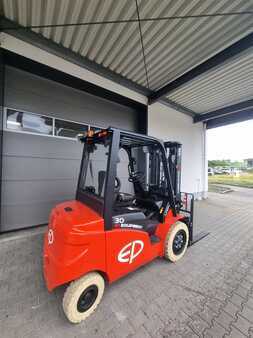 EP Equipment EFL 303