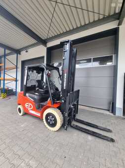 EP Equipment EFL 353