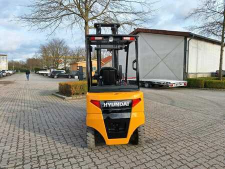Hyundai 25BH-9
