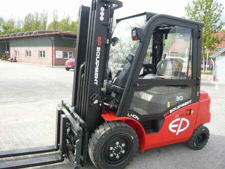 EP Equipment EFL 303S