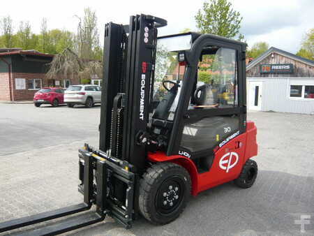 EP Equipment EFL 303S