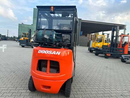 Doosan  G15S -5// TRIPLEX// 2016 year