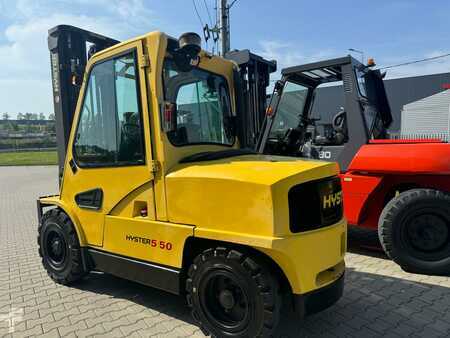 Hyster H 5.5XM Diesel / Full cabin / Only 6089 hours / Forks Positioner