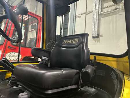Hyster H 5.5XM Diesel / Full cabin / Only 6089 hours / Forks Positioner
