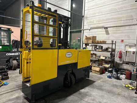 Combilift C2500 EST/ELECTRIC /Only 1449 hours/ battery reconditioned,efficiency of 81%.