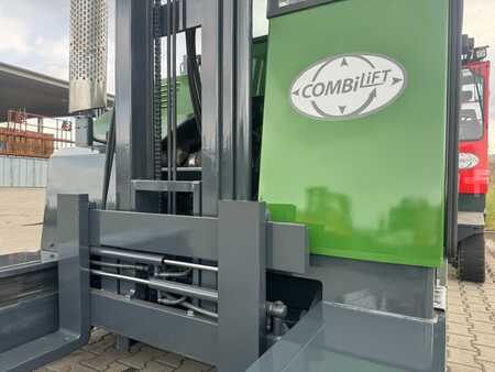Combilift C3000 / Only  4799 hours