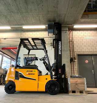 Hyundai 20B-9