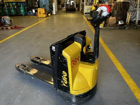 Yale MP16