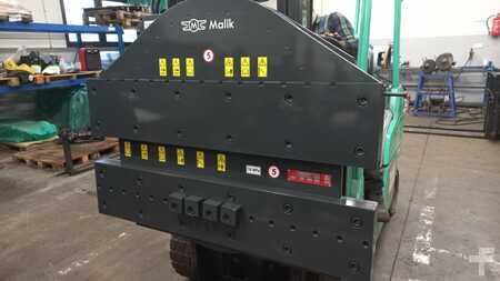 Malik  RRB50D