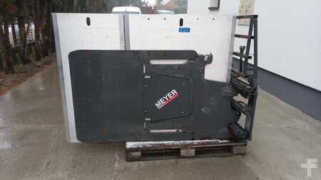 Meyer 3-8416G