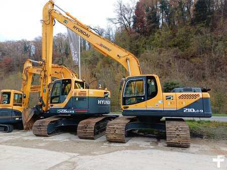 Hyundai R210LC-9, Long Reach
