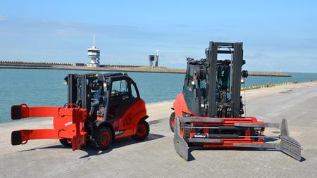 Van den Dorpe Material Handling - Division Simax