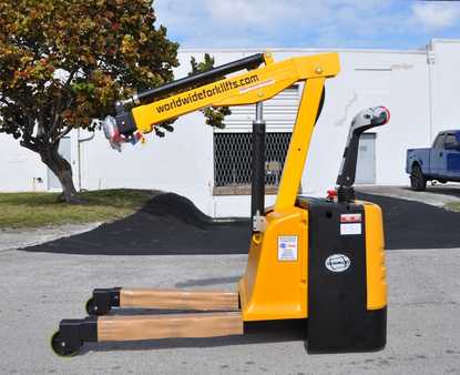 Worldwide Forklifts Inc.