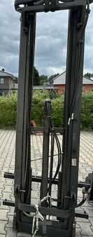 Still R 70